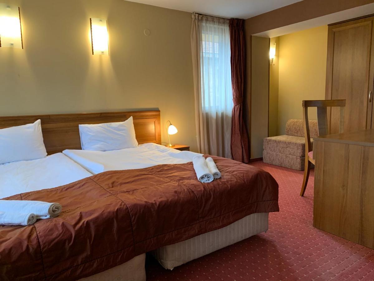 Hotel Asteri Bansko - Organic Food From Small Local Farms By Asteri Hotels Buitenkant foto