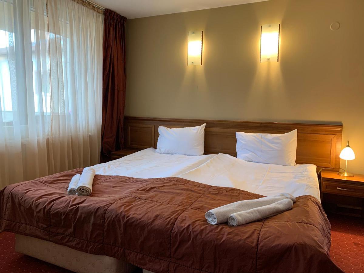 Hotel Asteri Bansko - Organic Food From Small Local Farms By Asteri Hotels Buitenkant foto